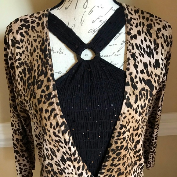 LIKE NEW AUGUST SILK ANIMAL PRINT CARDIGAN SWEATER - Picture 4 of 8